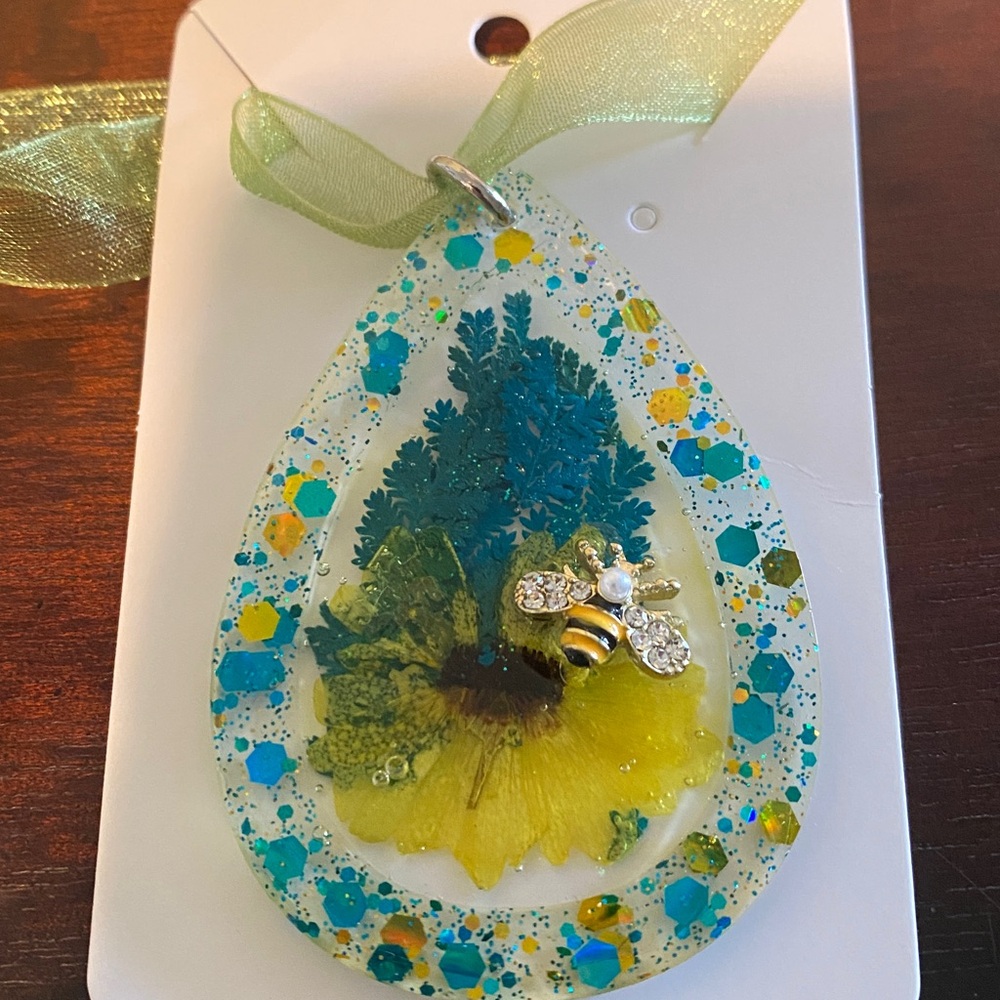 Teardrop Resin Pendant Necklace with Green Ribbon